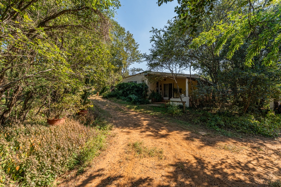 4 Bedroom Property for Sale in Hartbeespoort Rural North West